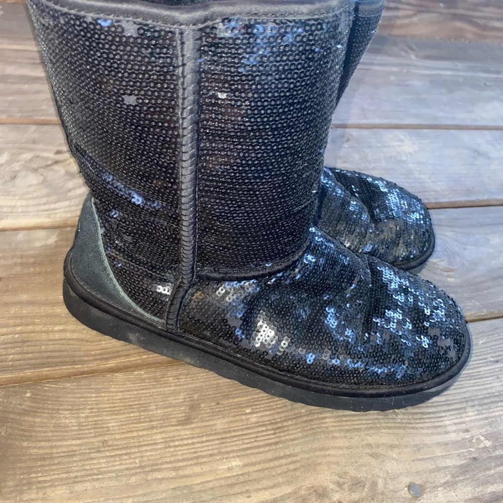 Size 10 ugg boots